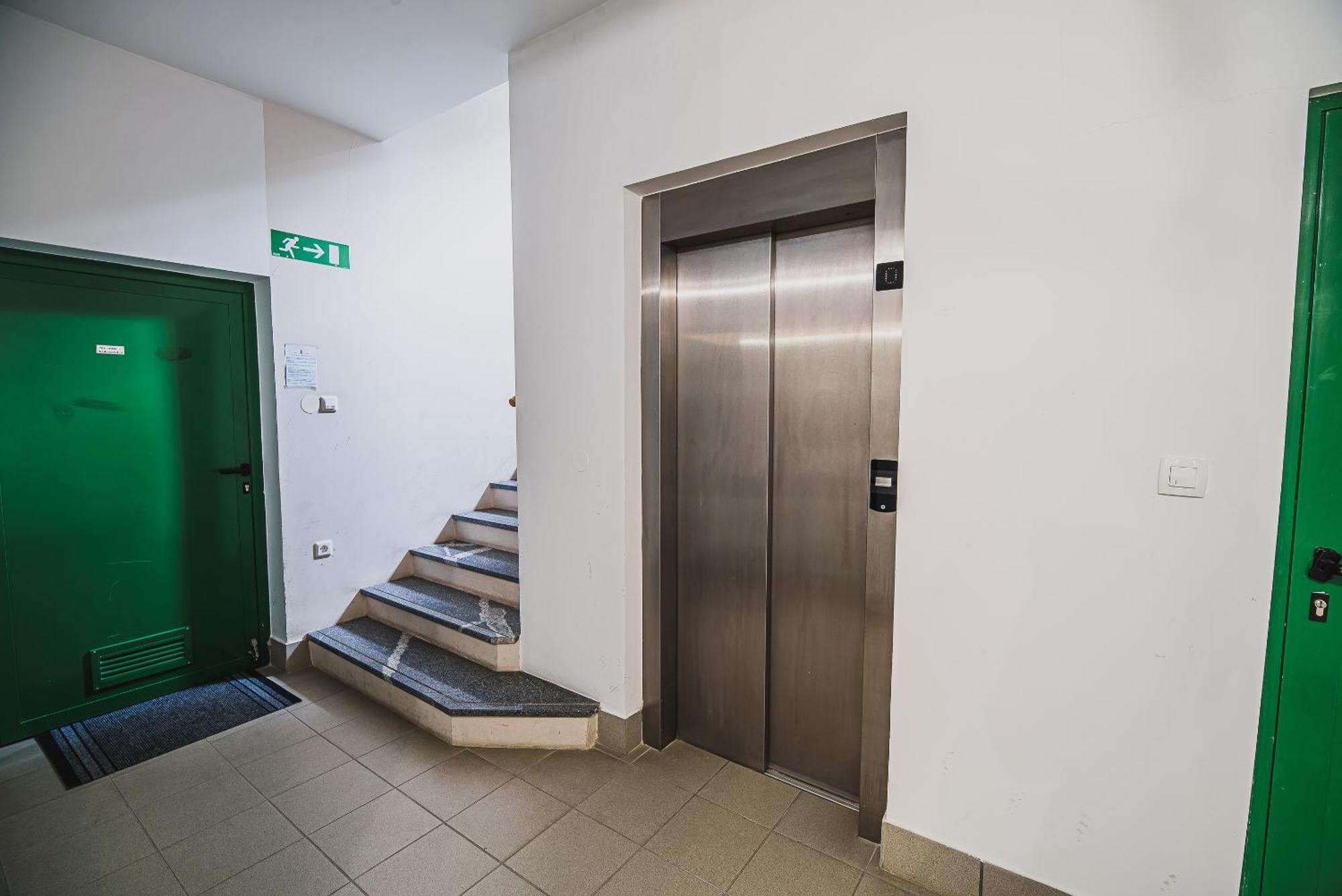 Apartments Slavec With Free Onsite Parking クランスカゴーラ エクステリア 写真