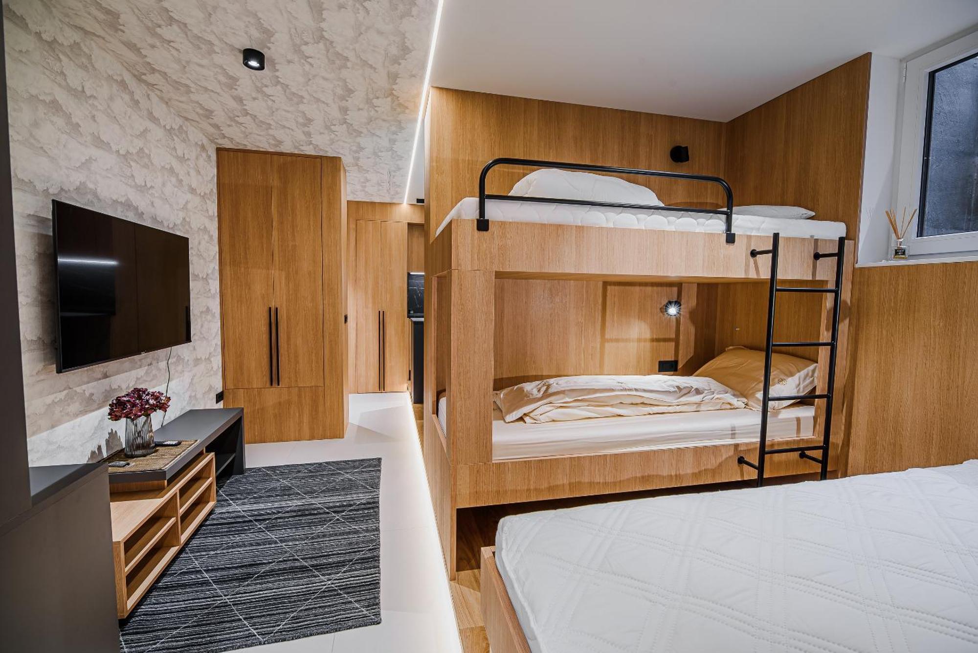 Apartments Slavec With Free Onsite Parking クランスカゴーラ 部屋 写真