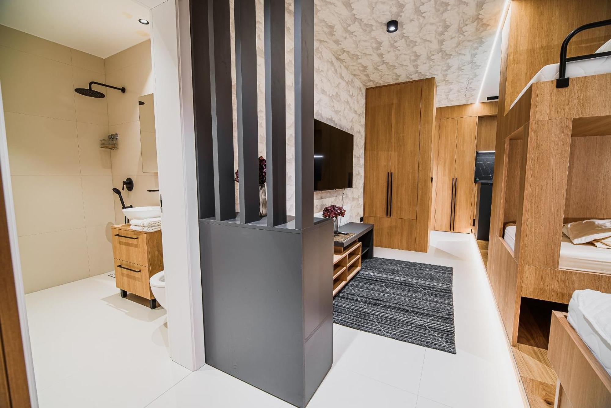 Apartments Slavec With Free Onsite Parking クランスカゴーラ エクステリア 写真
